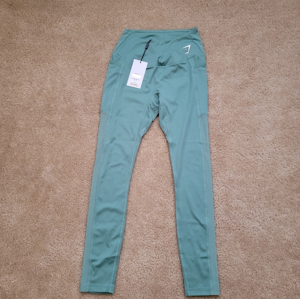 New mint green Gymshark leggings